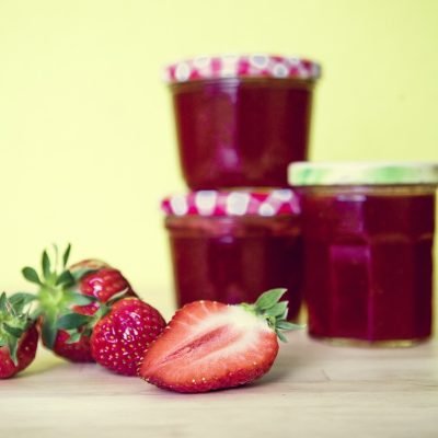 strawberries, jam, glass-599527.jpg